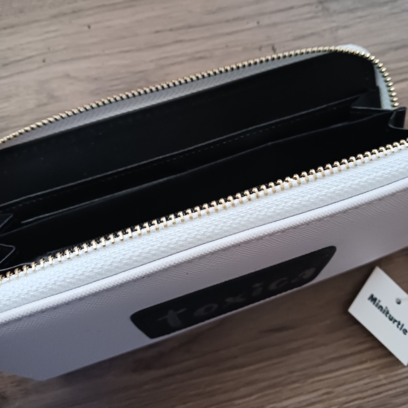 Miniturtle Purses - Picture 2 of 5